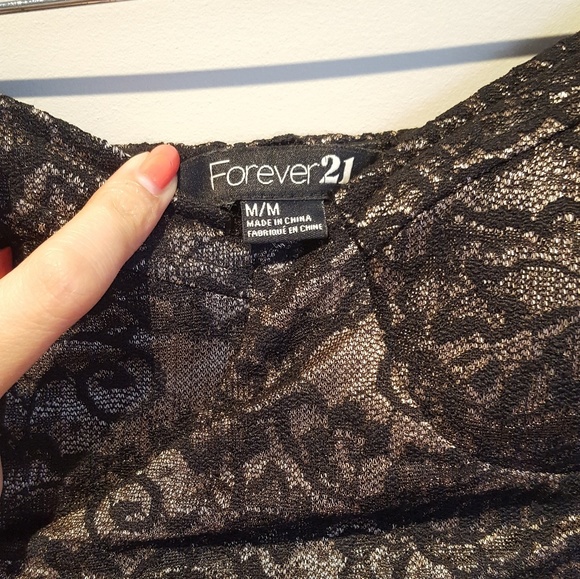 Forever 21 • Stapless Dress - Picture 3 of 3